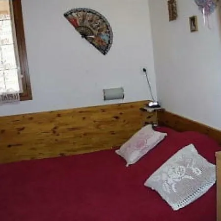 Port Rose 6 *